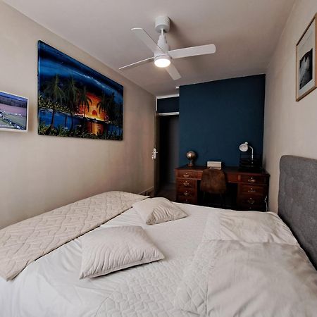 Chambre Spacieuse - Dressing - Sdb Communes - Parking Prive 님 외부 사진