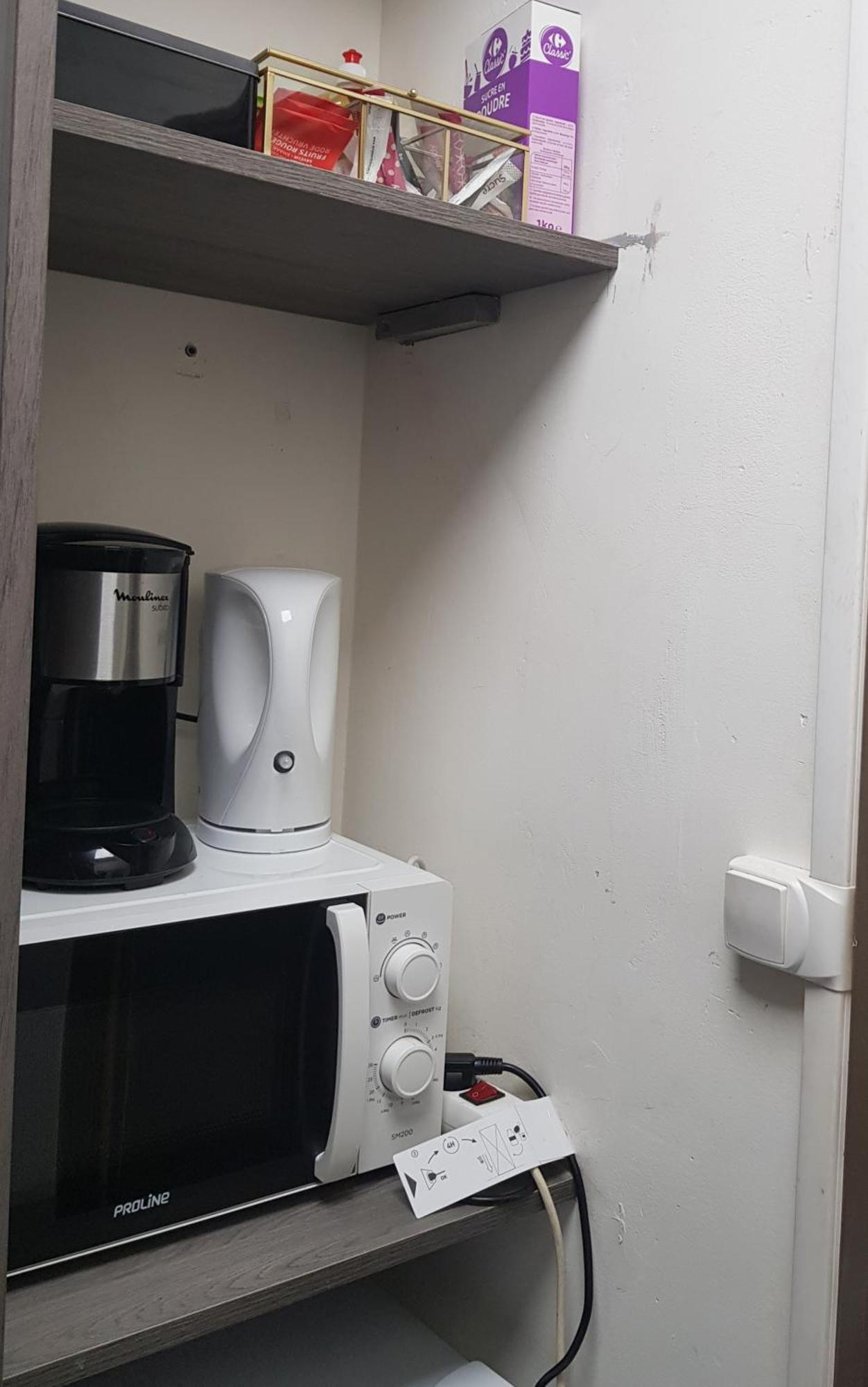 Chambre Spacieuse - Dressing - Sdb Communes - Parking Prive 님 외부 사진