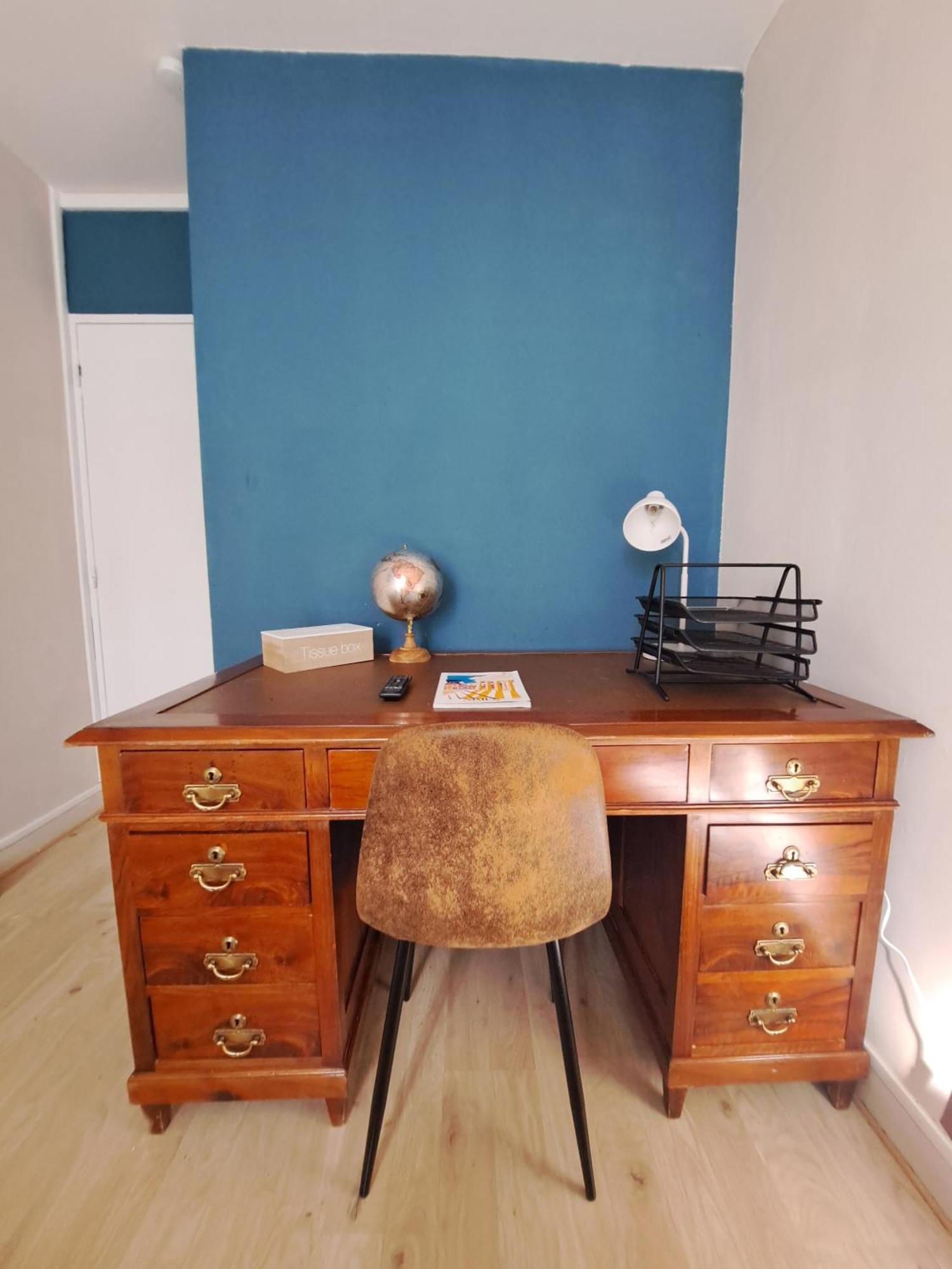 Chambre Spacieuse - Dressing - Sdb Communes - Parking Prive 님 외부 사진